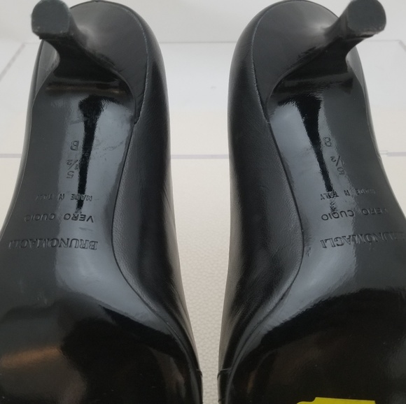 NWOT BRUNO MAGLI - Picture 7 of 7